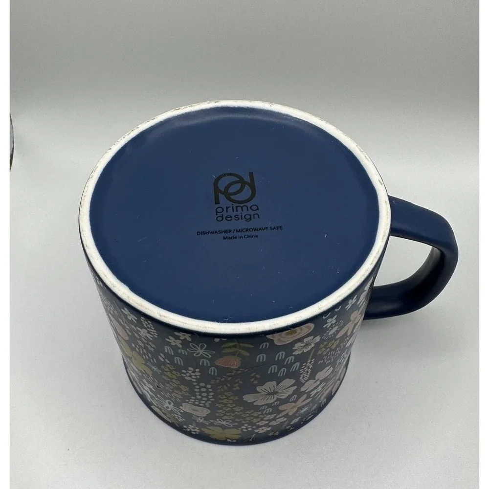 Primo Designs Blue Floral Coffee Tea‎ Mug, Vintage Flower Bouquet